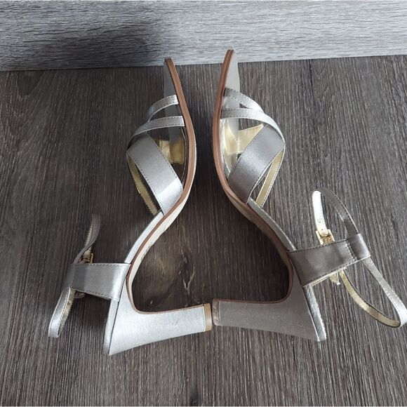 Vintage 90s Rampage Champagne Fabric Strappy Heels Size 9M - Picture 6 of 8